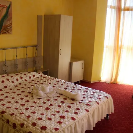 Fabula Nocleg ze śniadaniem Warna