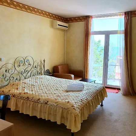 Nocleg ze śniadaniem Fabula Warna